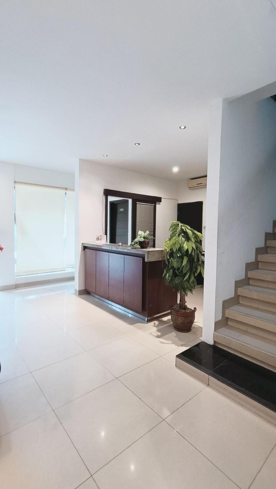 VI Hotel 万隆 外观 照片
